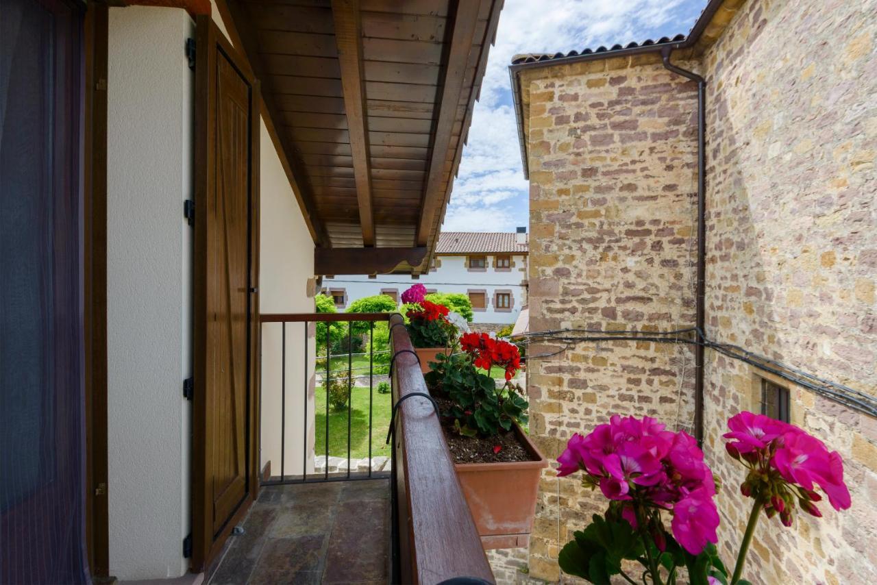 Hotel Rural Iribarnia Lantz Exterior foto