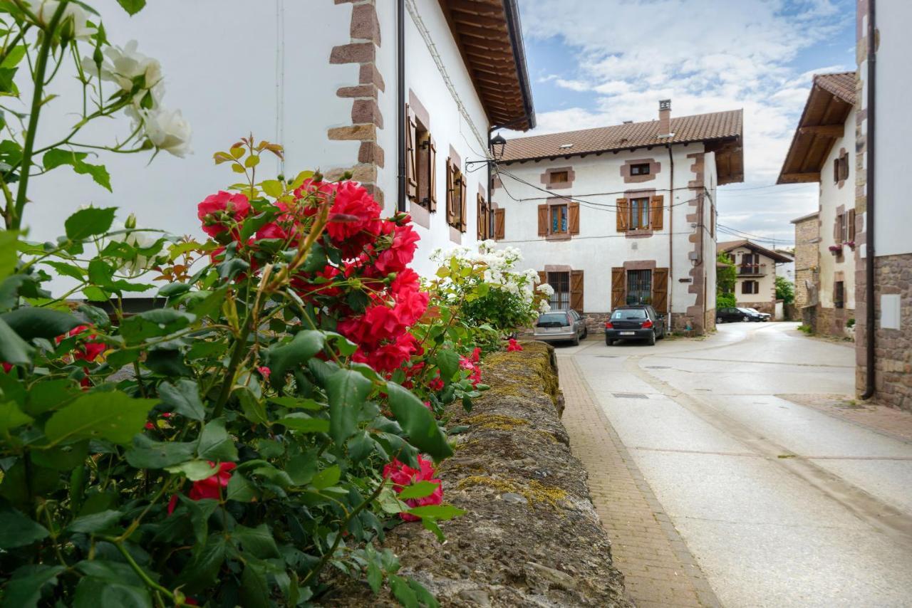 Hotel Rural Iribarnia Lantz Exterior foto