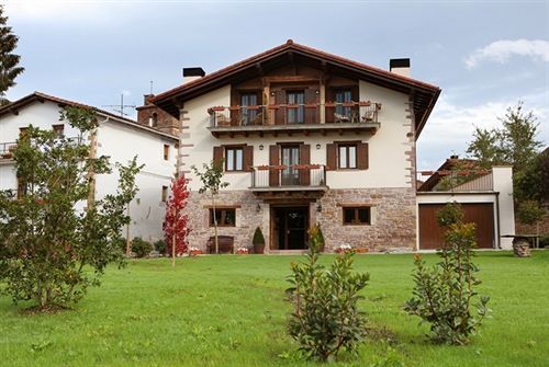 Hotel Rural Iribarnia Lantz Exterior foto